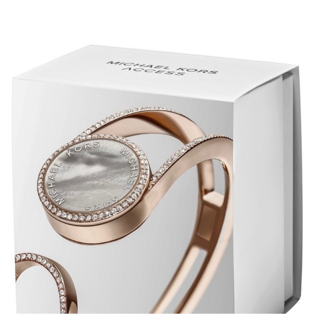Michael Kors Rose Gold Access activity bracelet